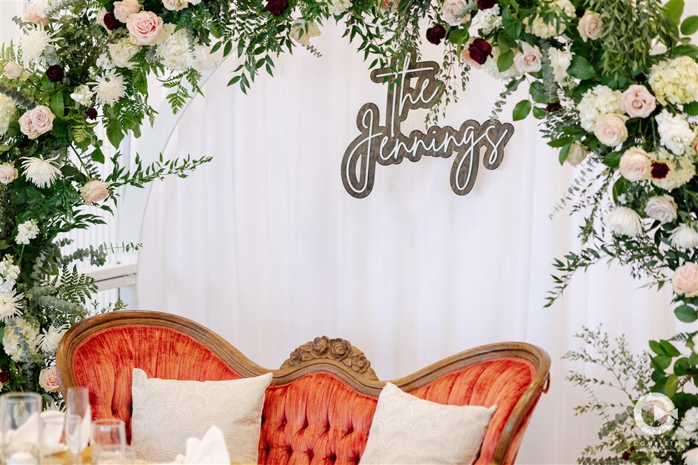 Sweethearts table at The Club at The Strand.