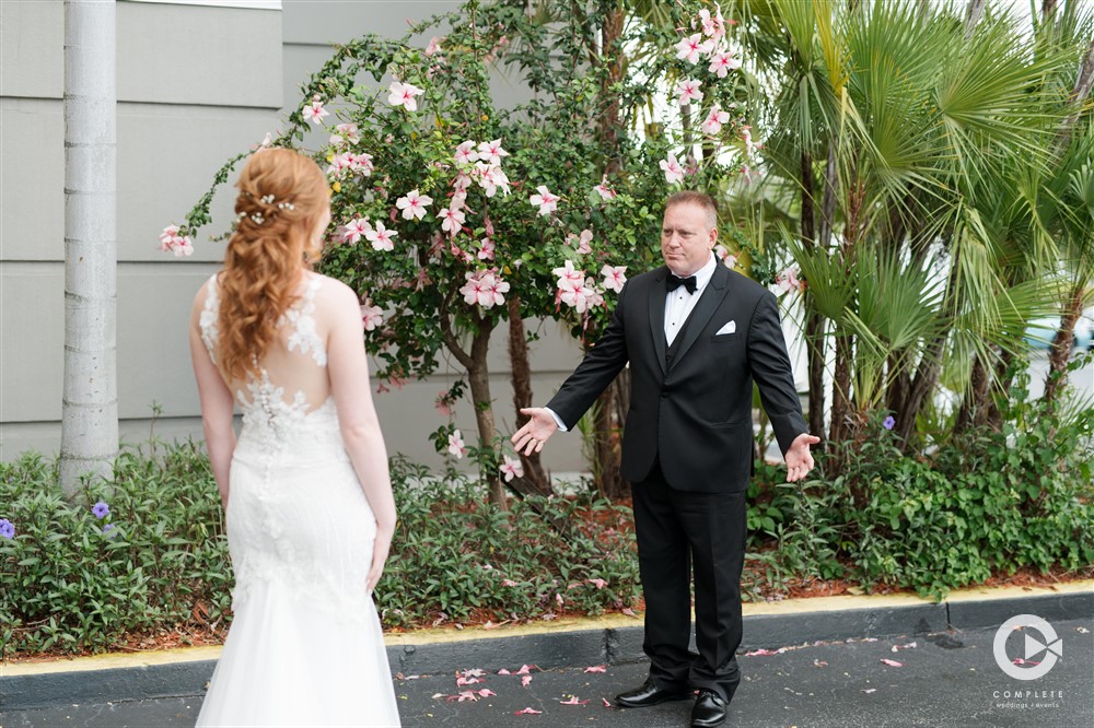 Erica + Austin’s Fort Myers Wedding at The Verandah Club